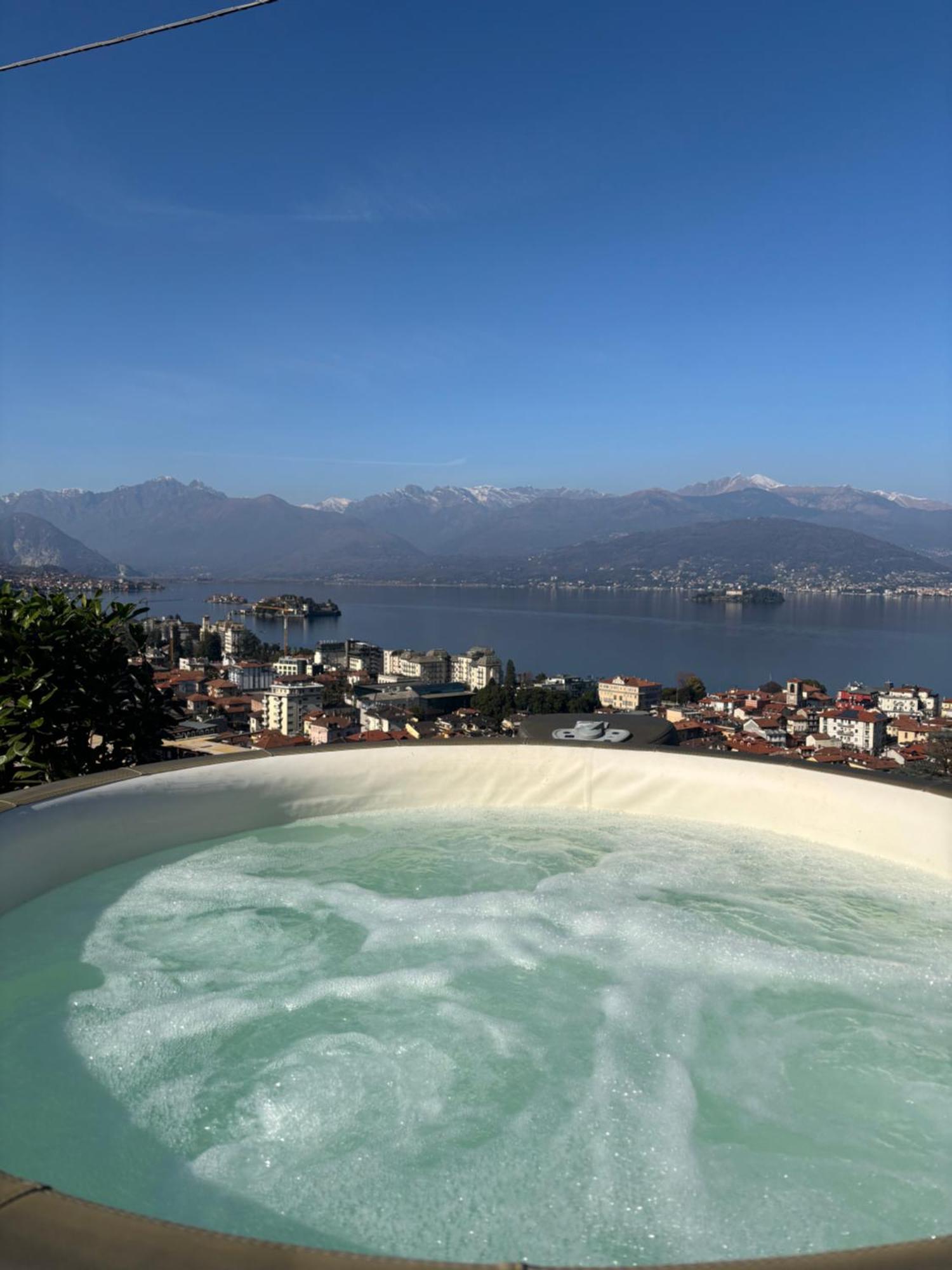 Panorama Loft Apartments Stresa Esterno foto